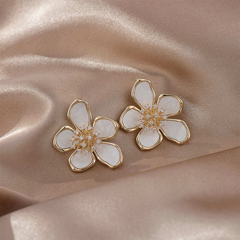 ZAKOL Temperament Flower Drop Earrings