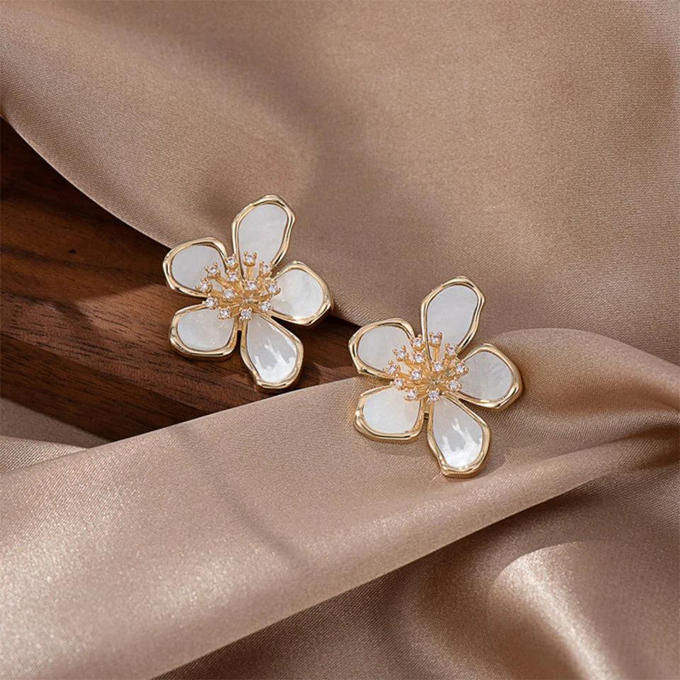 ZAKOL Temperament Flower Drop Earrings